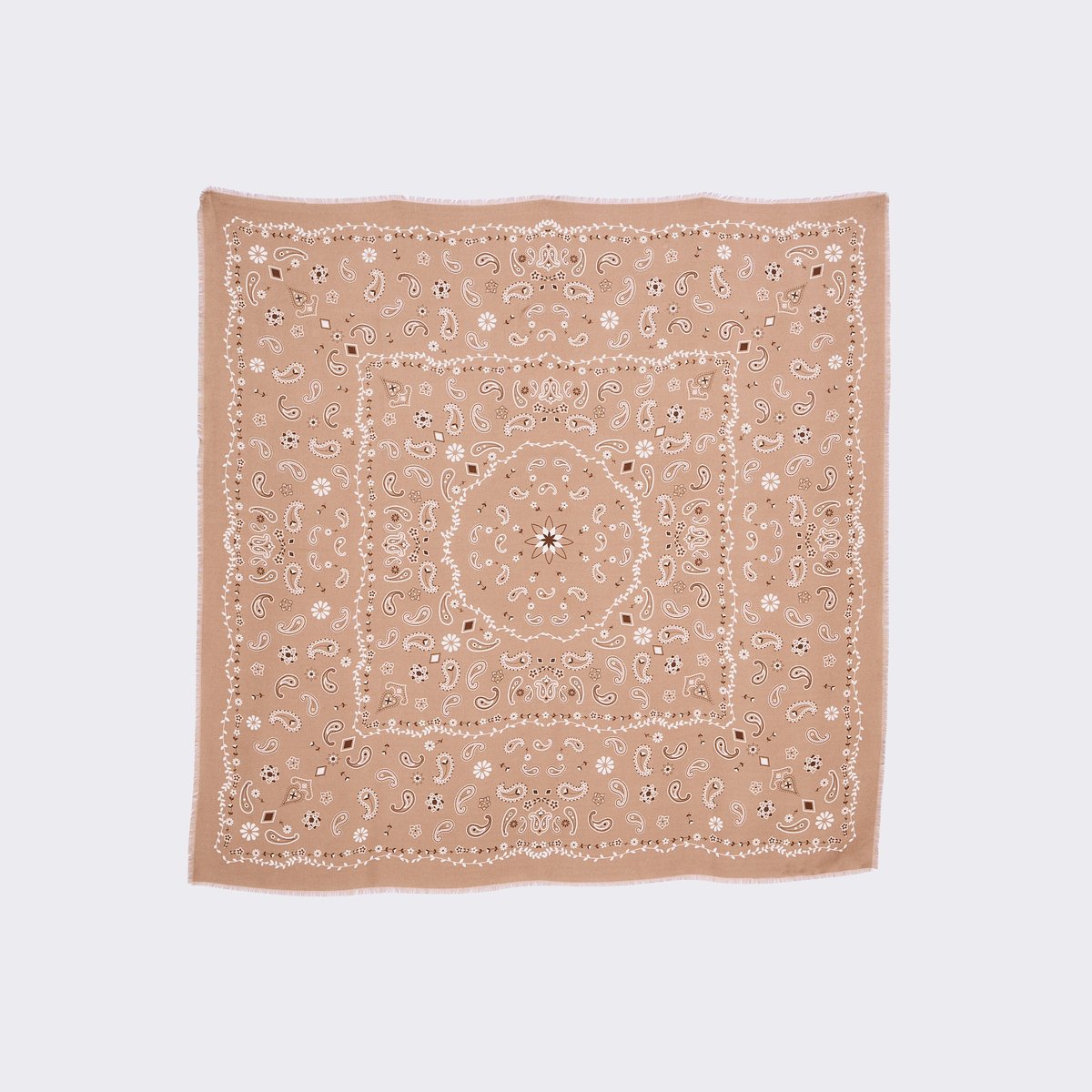 Étole légère motif bandana marron camel, GRAIN DE MALICE