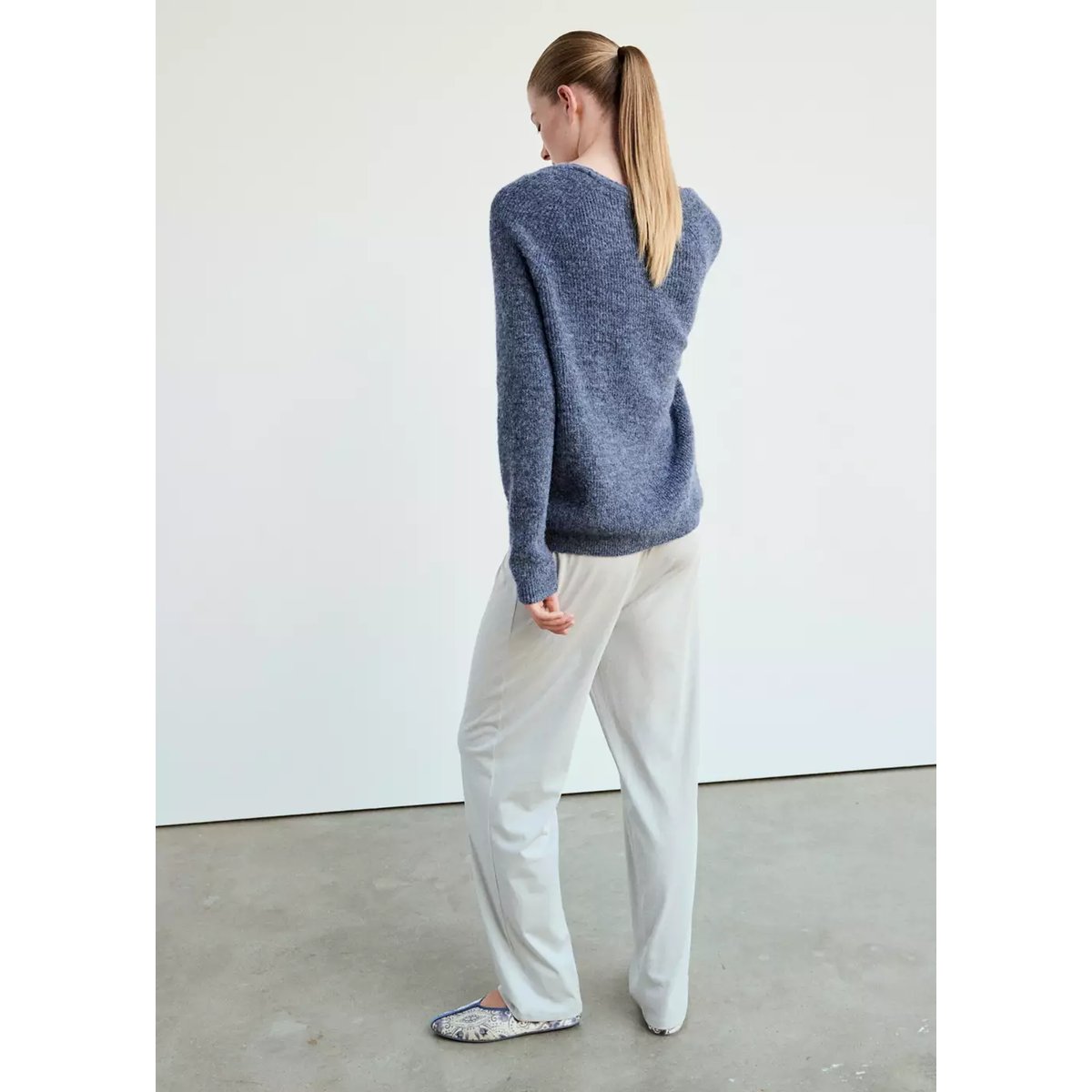 Pull-over oversize col V bleu, MANGO