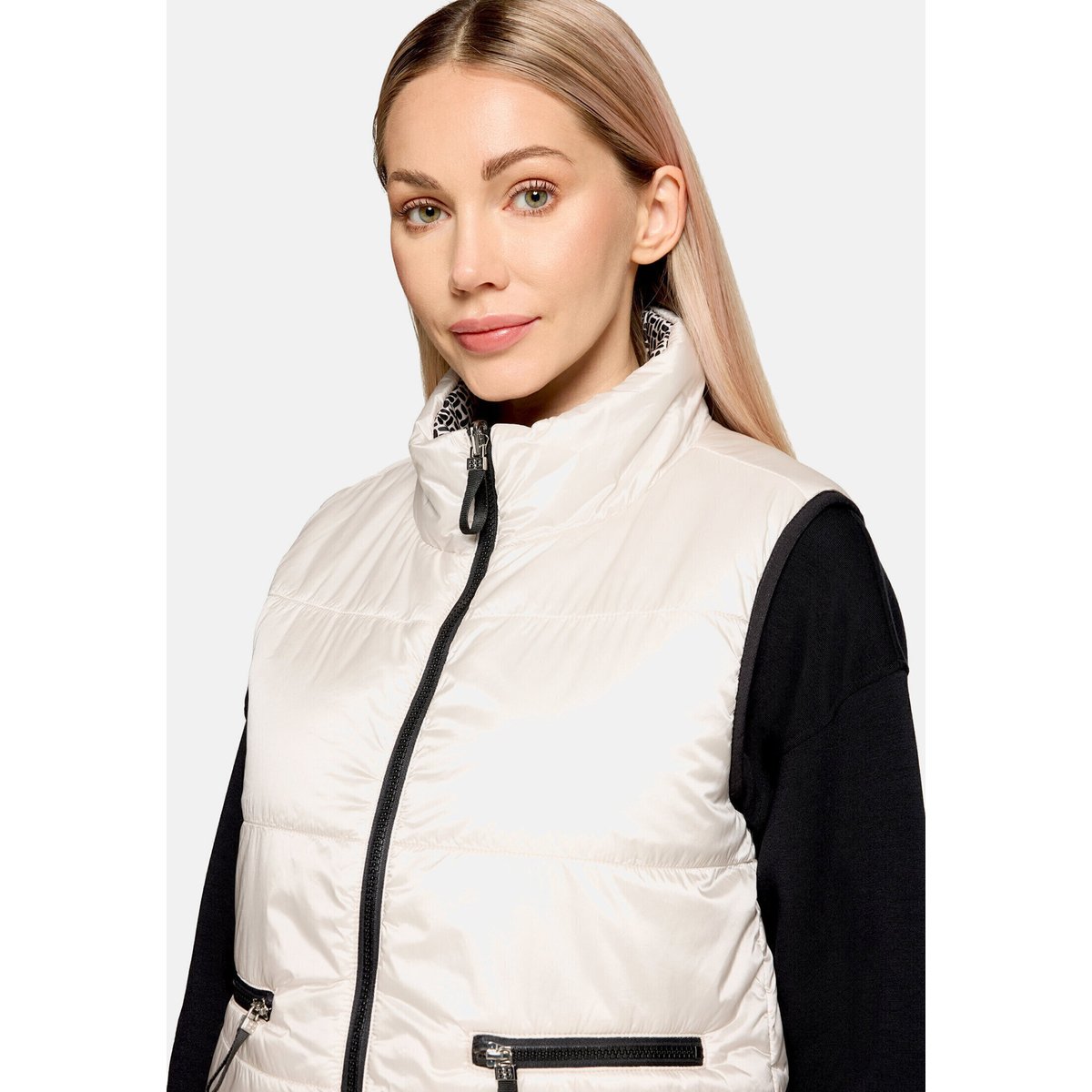 Veste sans manches matelassée à fermeture zippée silky beige, BETTY BARCLAY