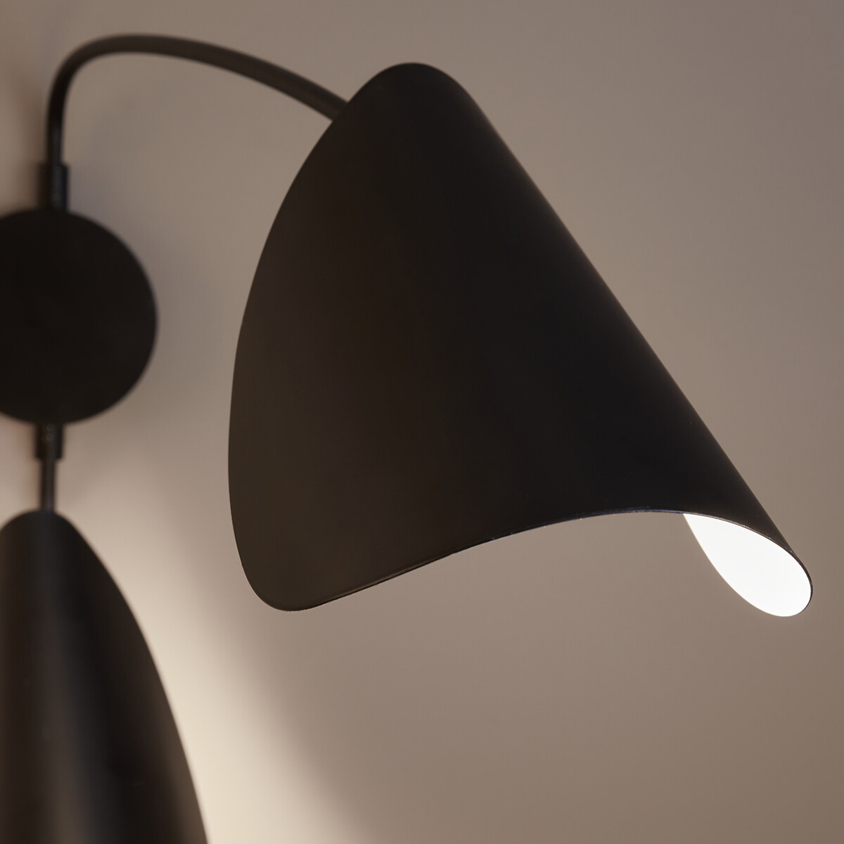 Funambule Contemporary Metal 2-Arm Wall Light black, AM.PM