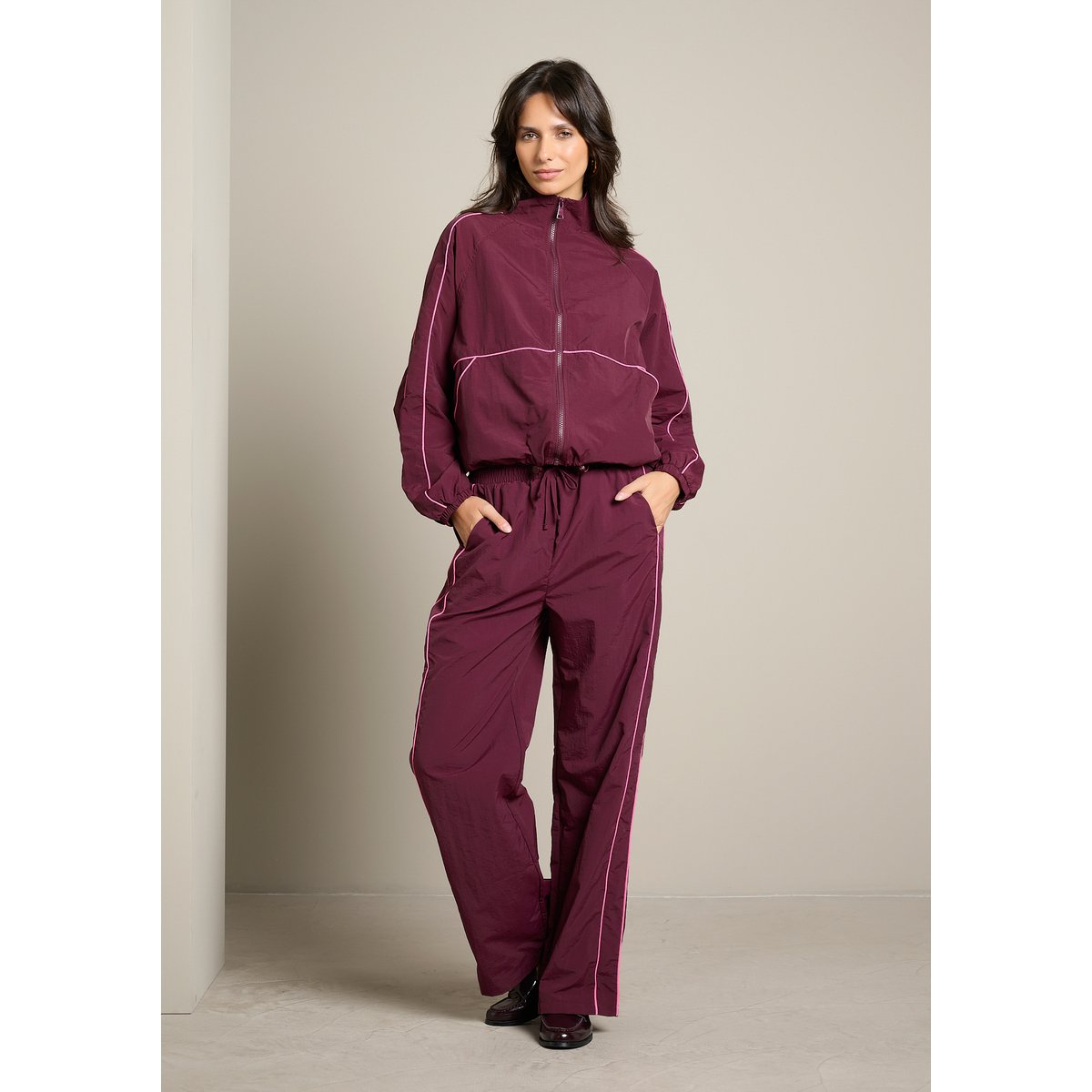 Pantalon parachute à passepoil bordeau wine, LOLALIZA