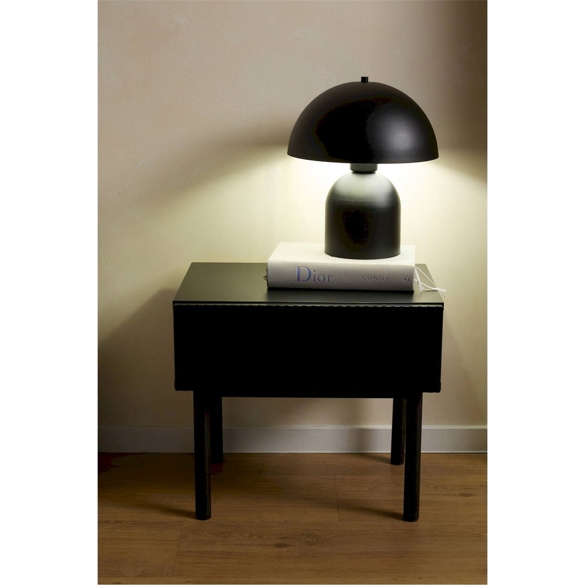 Table de chevet rainurée collection VELDIO NEW noir mat, RECOLLECTION