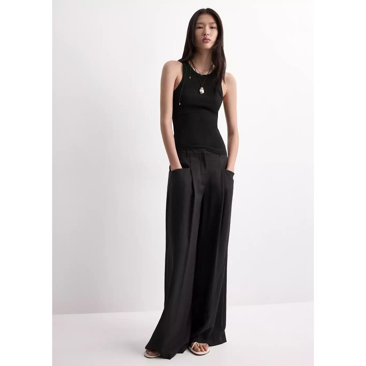 Pantalon wideleg pinces noir, MANGO
