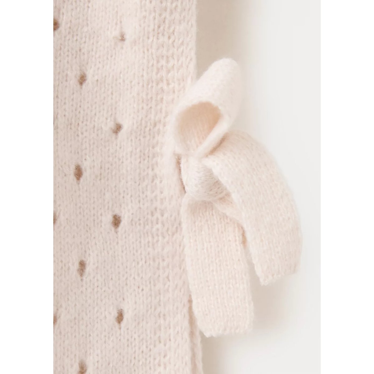 Gilet en maille ajourée avec nœuds ivoire, MANGO KIDS
