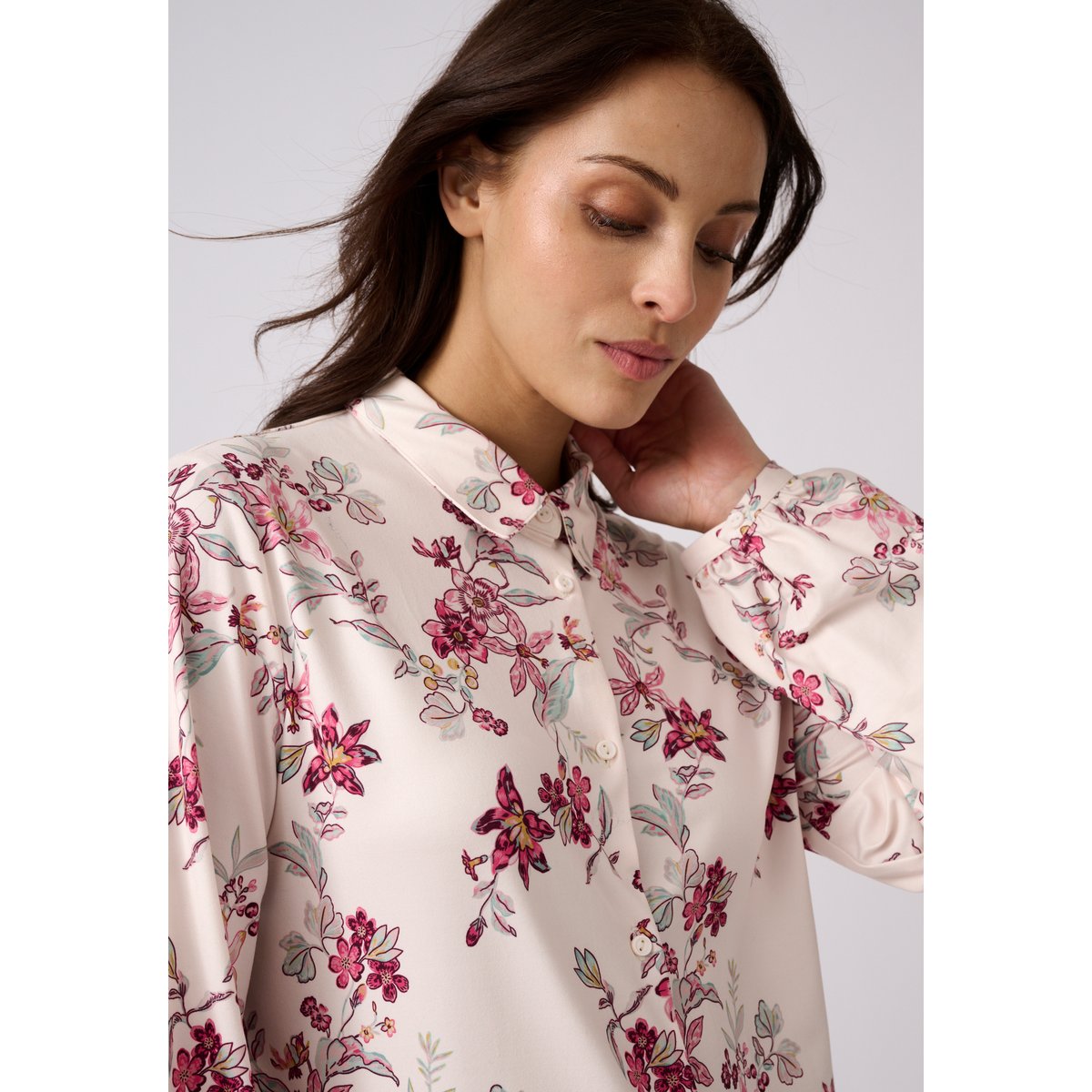 Chemisier en maille chaude marron beige fleuri, DAMART