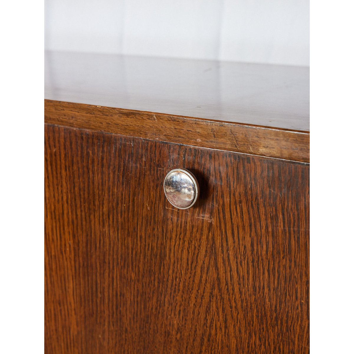 Grand buffet en bois Gilbert N°1719 - Bon état bois foncé, DEBONGOUT