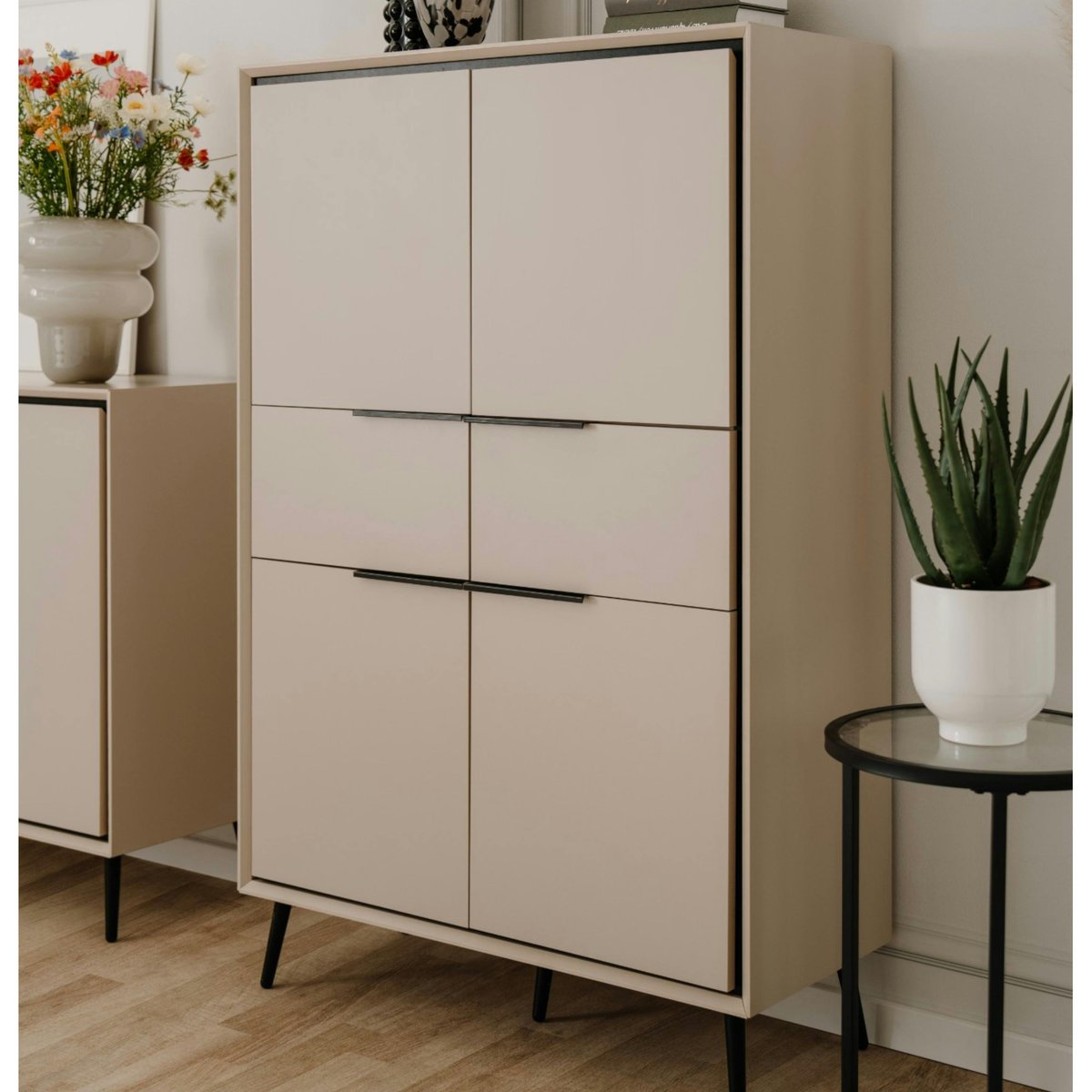 Buffet haut taupe 4 portes 2 tiroirs AVIO beige, PIER IMPORT