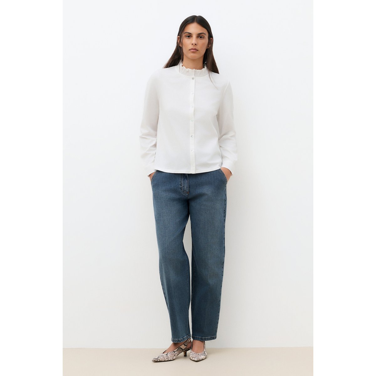 Coupe droite col montant T-SHIRT TBETH ecru, CAROLL