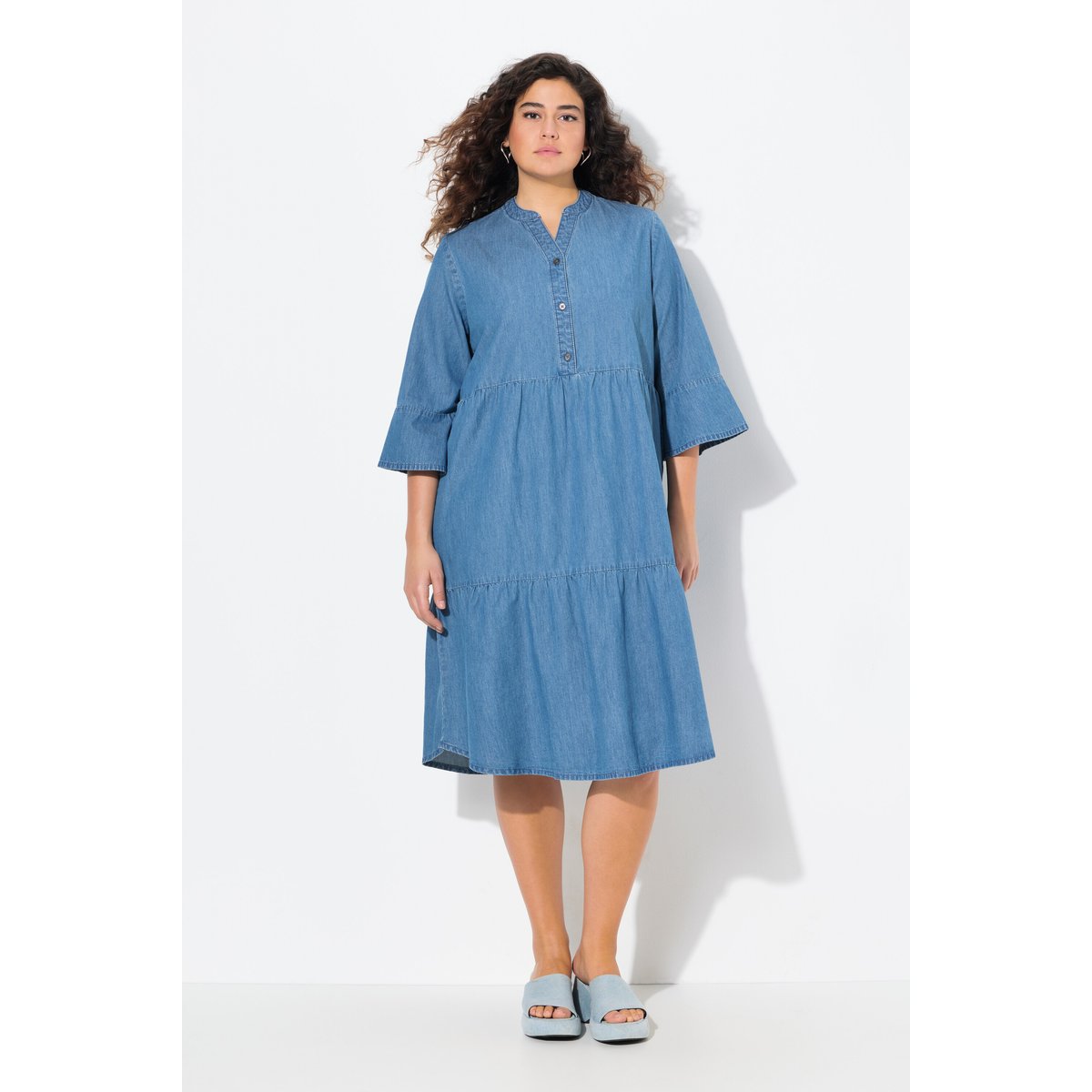Robe à volants bleu jean, ULLA POPKEN