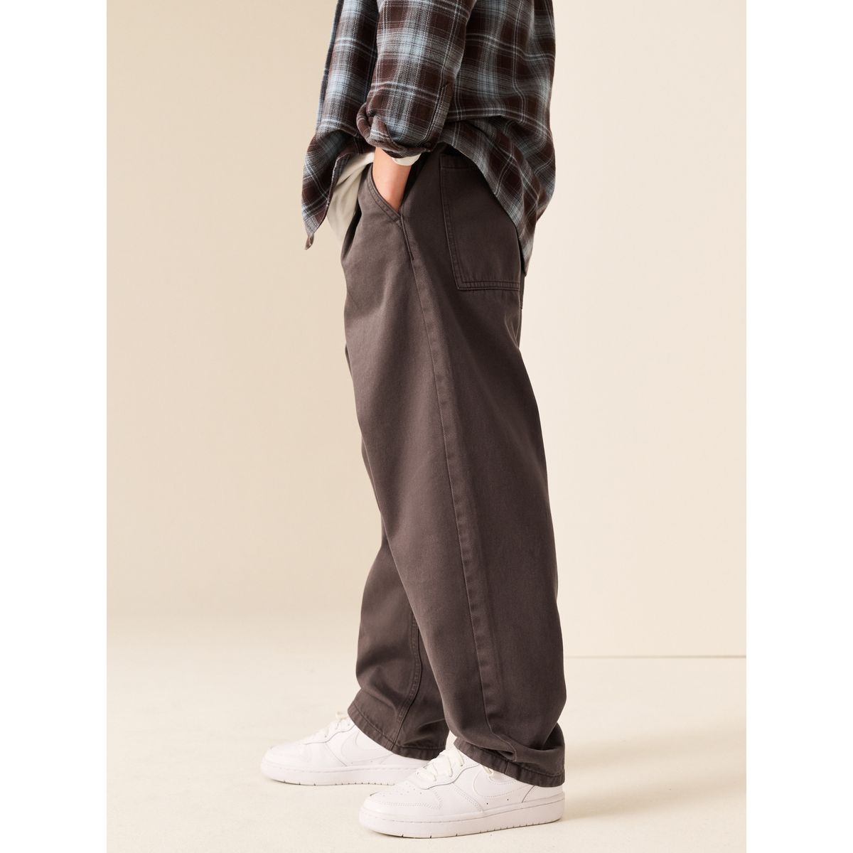 Pantalon bouffant fuselé à enfiler marron, NEXT