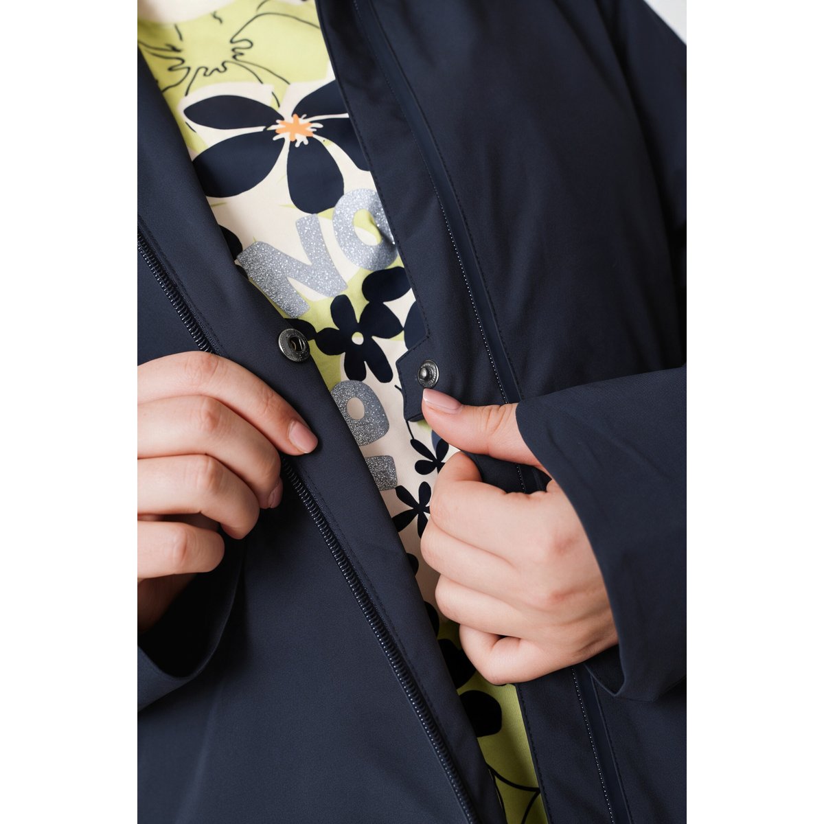 Veste technique HYPRAR à capuche marine, ULLA POPKEN