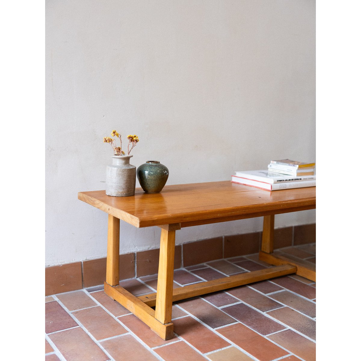 Table basse bois Léonie N°1114 - Bon état bois clair, DEBONGOUT