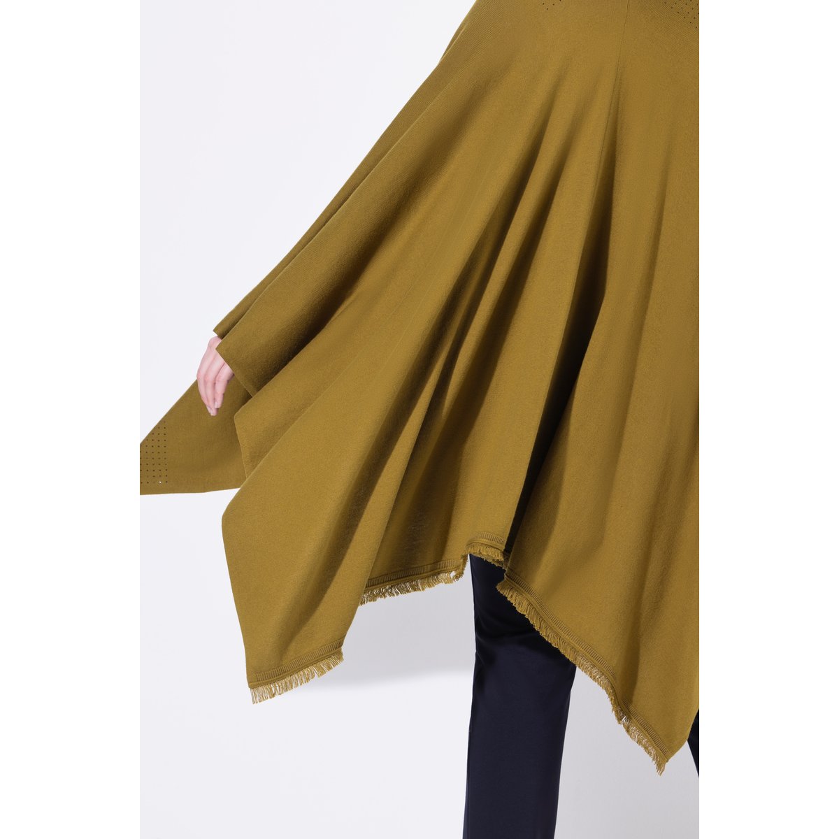 Poncho en maille oversize, coupe ouverte vert olive, ULLA POPKEN