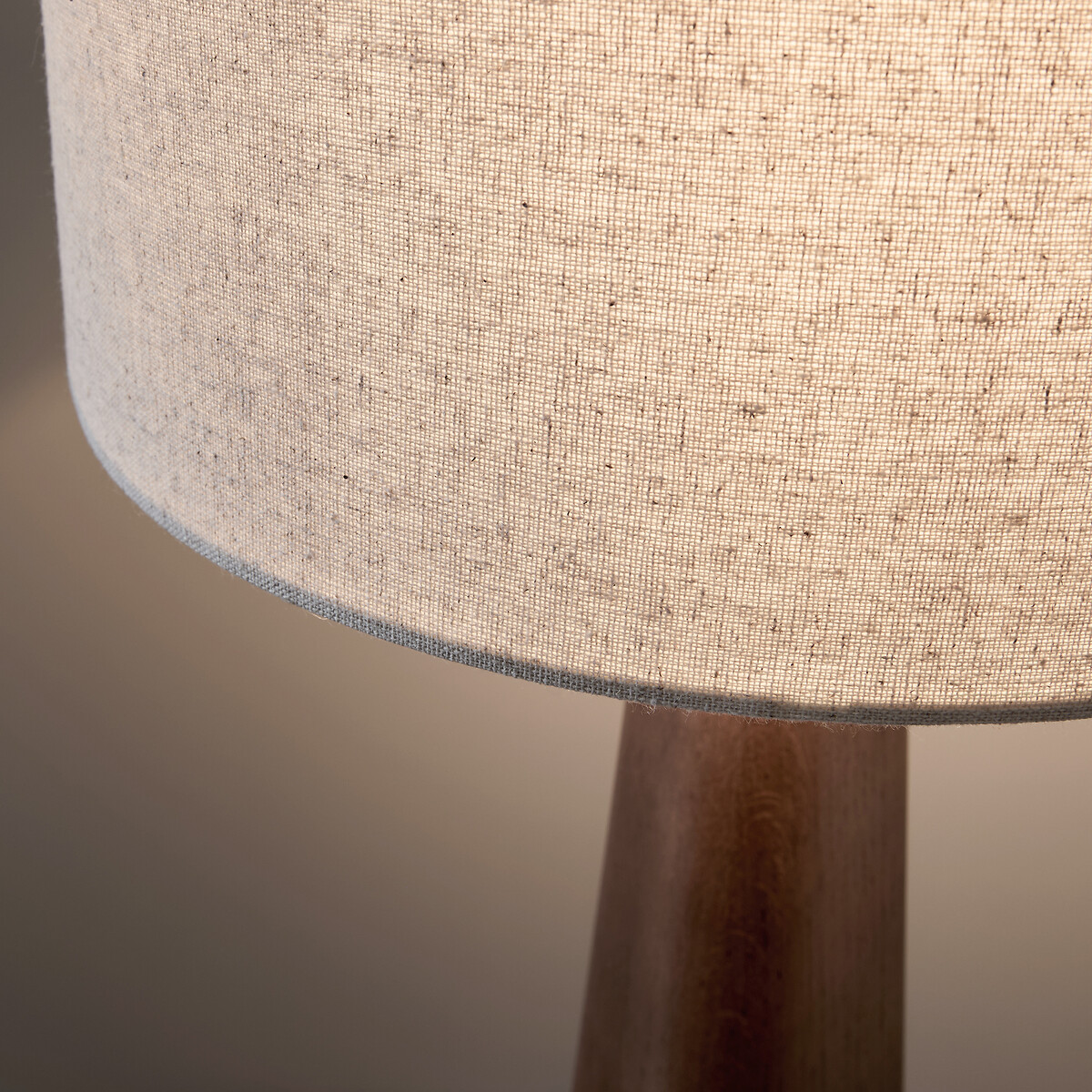 Lampada in rovere tinta noce e lino, Nestwood noce, AM.PM
