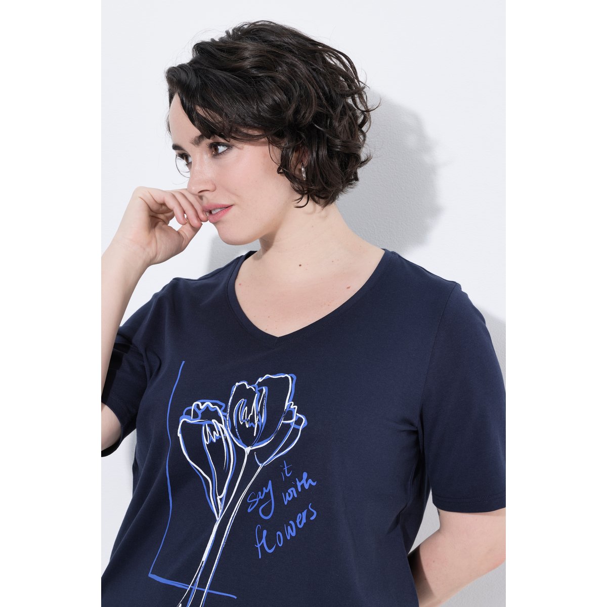 T-shirt, fleurs, col en V, manches courtes marine, ULLA POPKEN