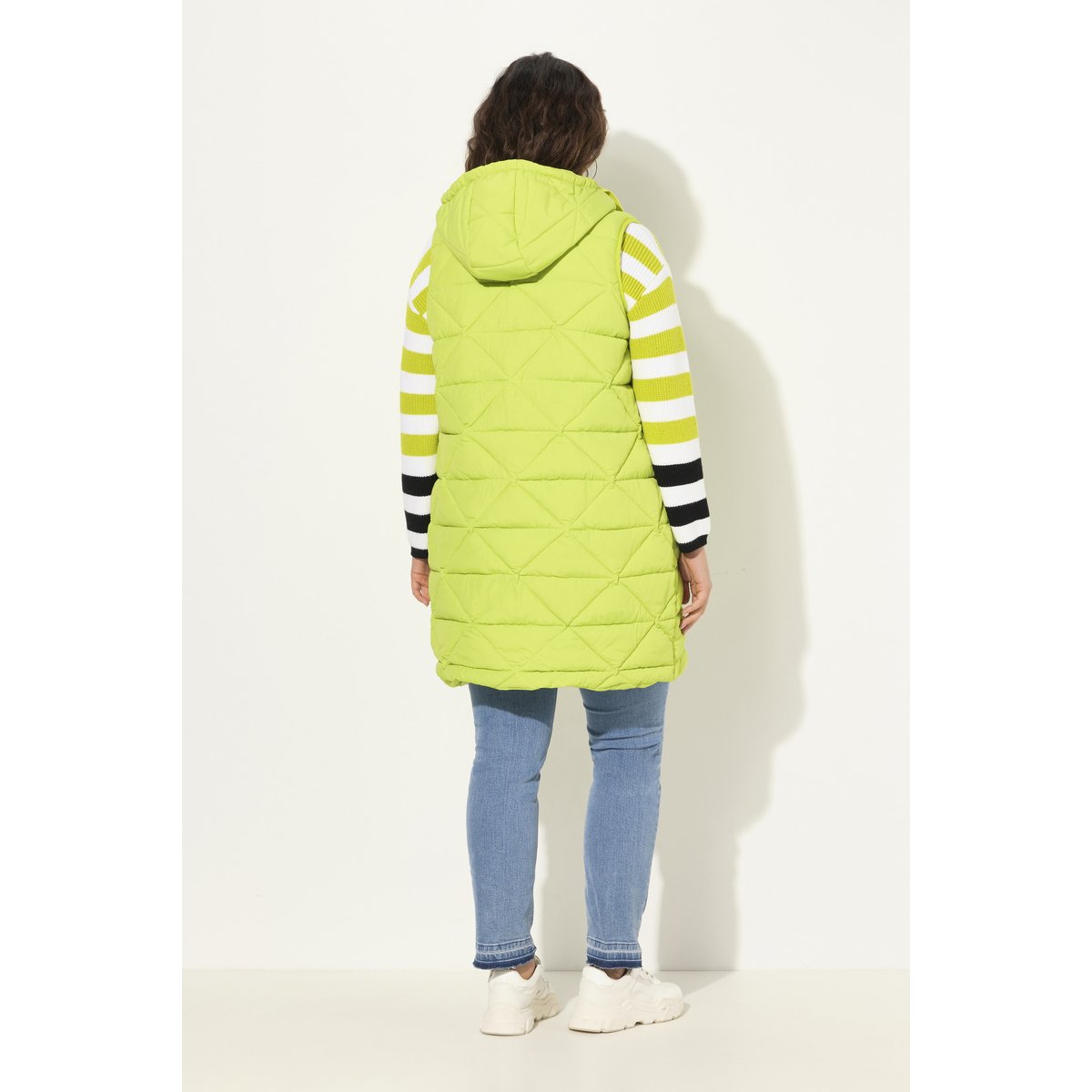 Longue veste matelassée sans manches. vert pomme, ULLA POPKEN