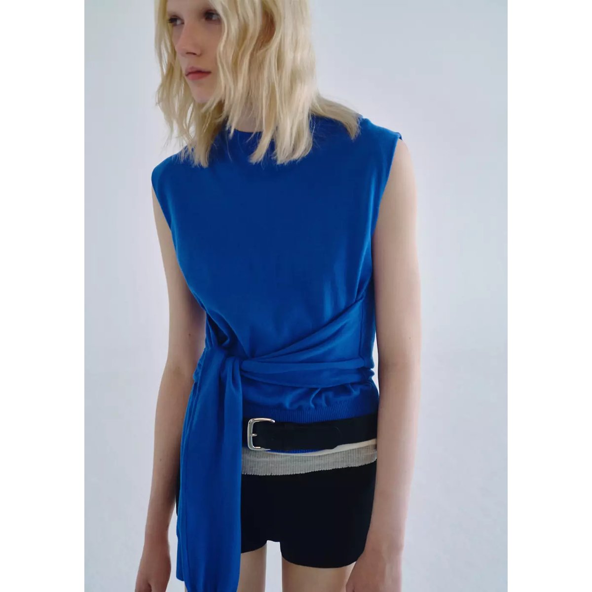 Gilet en maille avec détail nœud bleu, MANGO