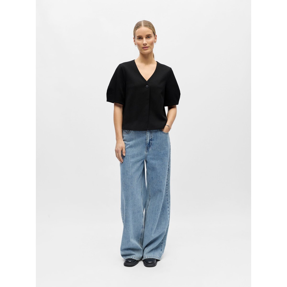 Top black, OBJECT