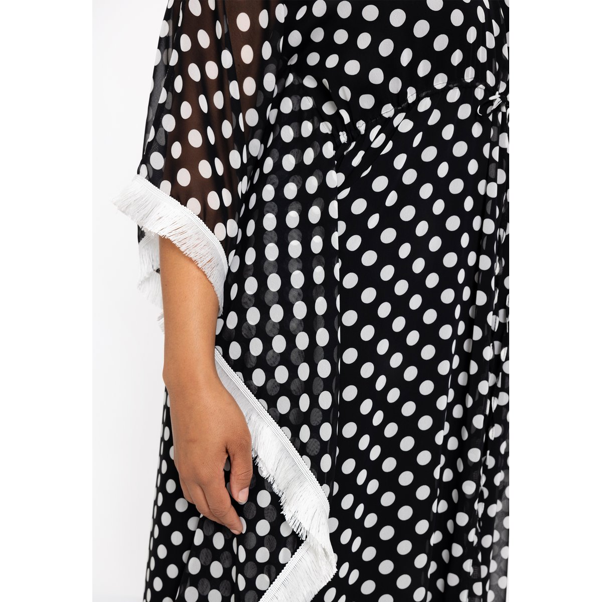 Caftan avec imprimé à pois noir, YOEK