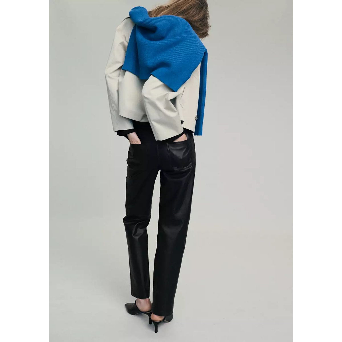Pantalon droit en cuir noir, MANGO