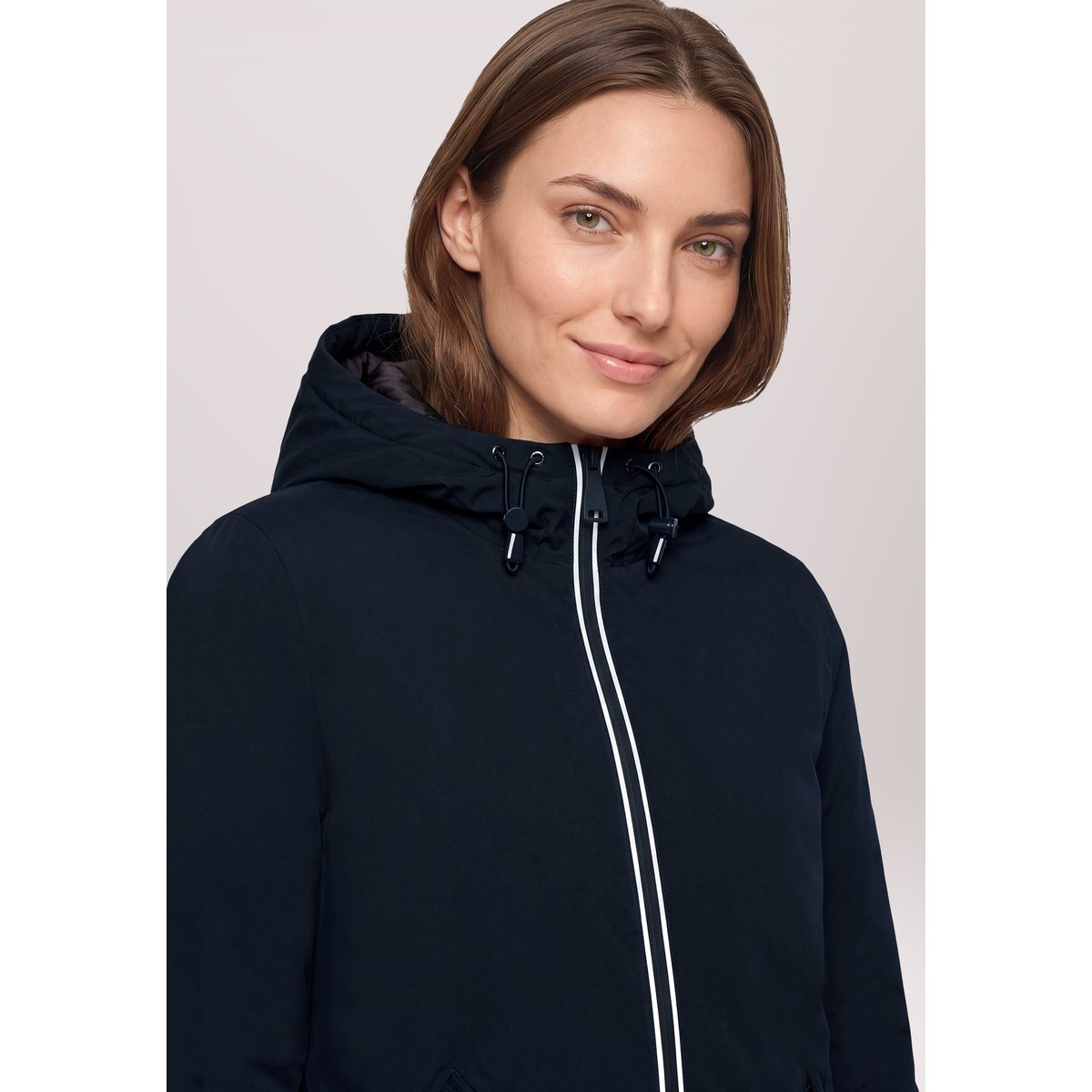 Veste outdoor à capuche bleu foncé, BETTY BARCLAY