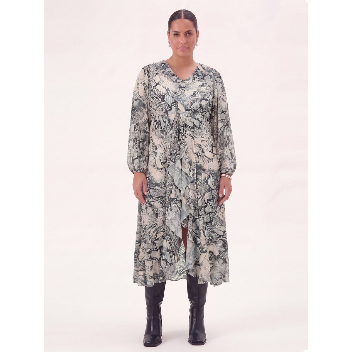 Robe avec manches longues écru, YOEK