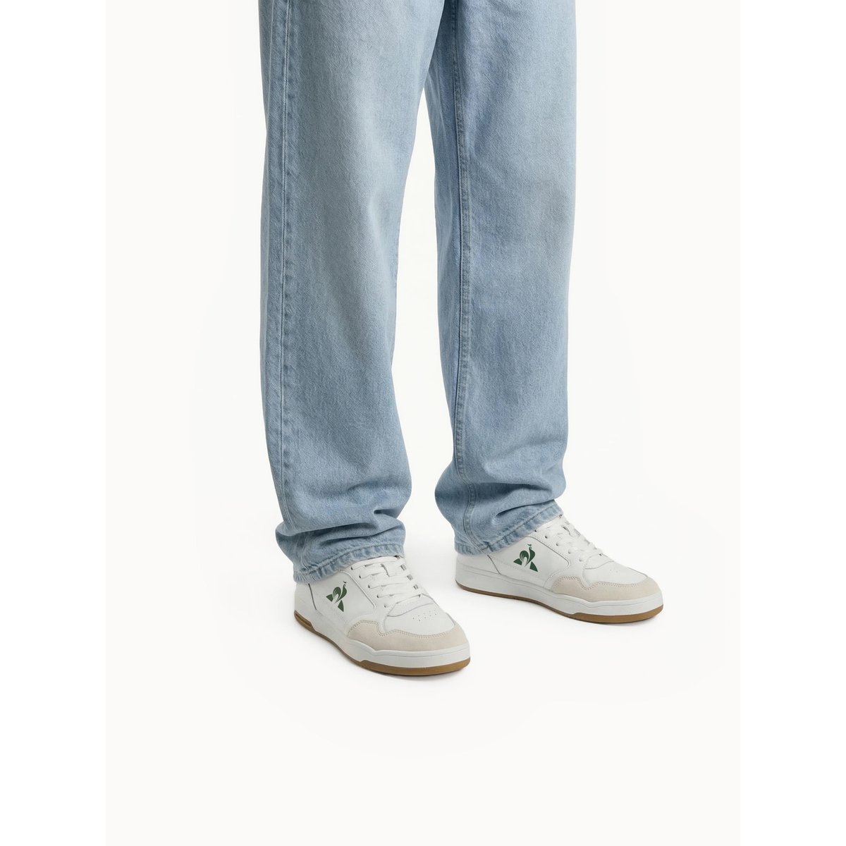 Sneakers en cuir recyclé et suede LCS Master optical white/trekking green, LE COQ SPORTIF