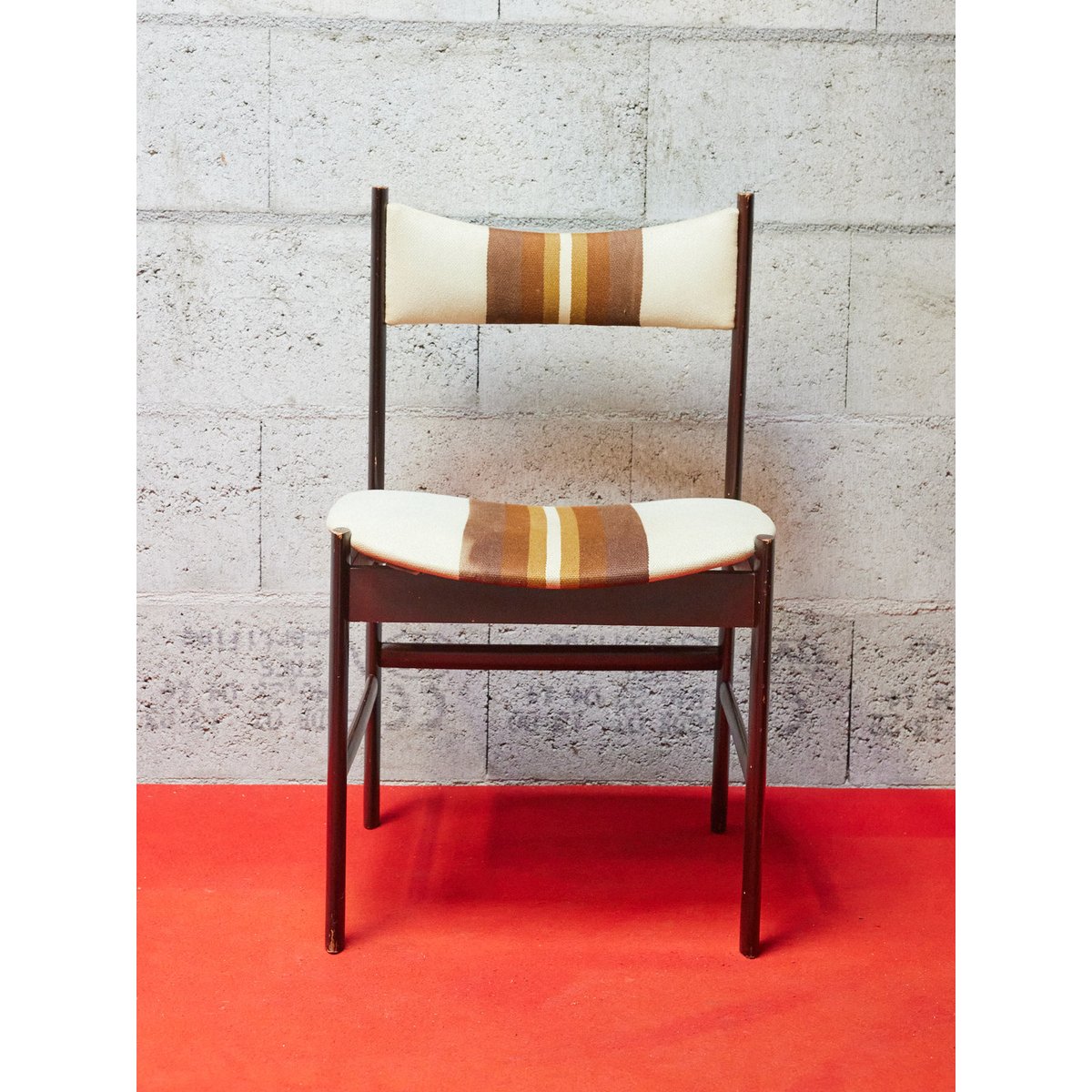 Paire de chaises scandinaves Alma N°1625 - Bon état beige, DEBONGOUT