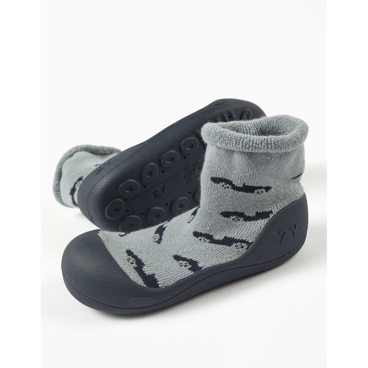 Chaussettes-chaussons avec motif voiture et semelle antidérapante vert clair, ZIPPY