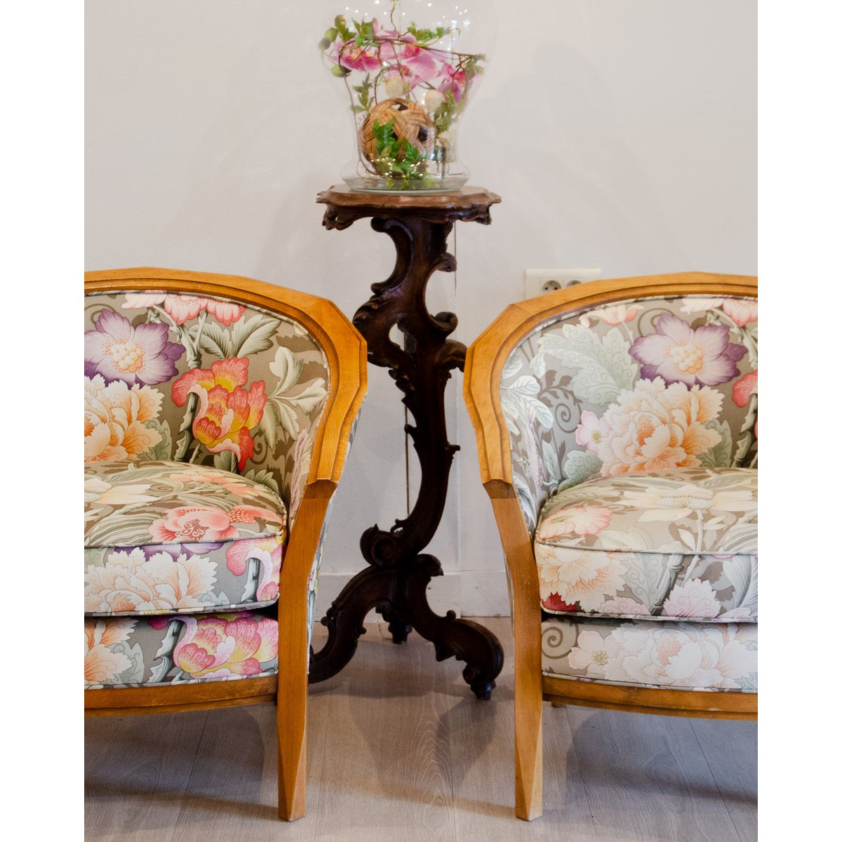 Paire de fauteuils Rosello Ernest N°955 - Bon état bois foncé, DEBONGOUT