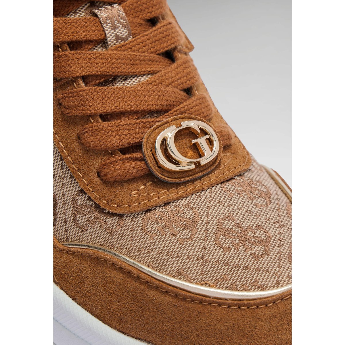 Baskets De Running Berrett 4G Logo Pivoine beige multi, GUESS
