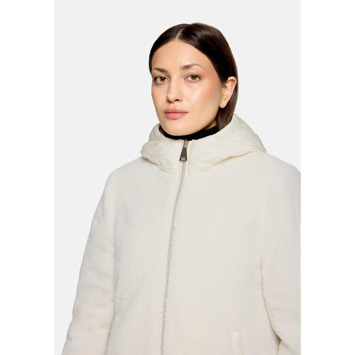 Veste en peluche à capuche blanc, BETTY BARCLAY