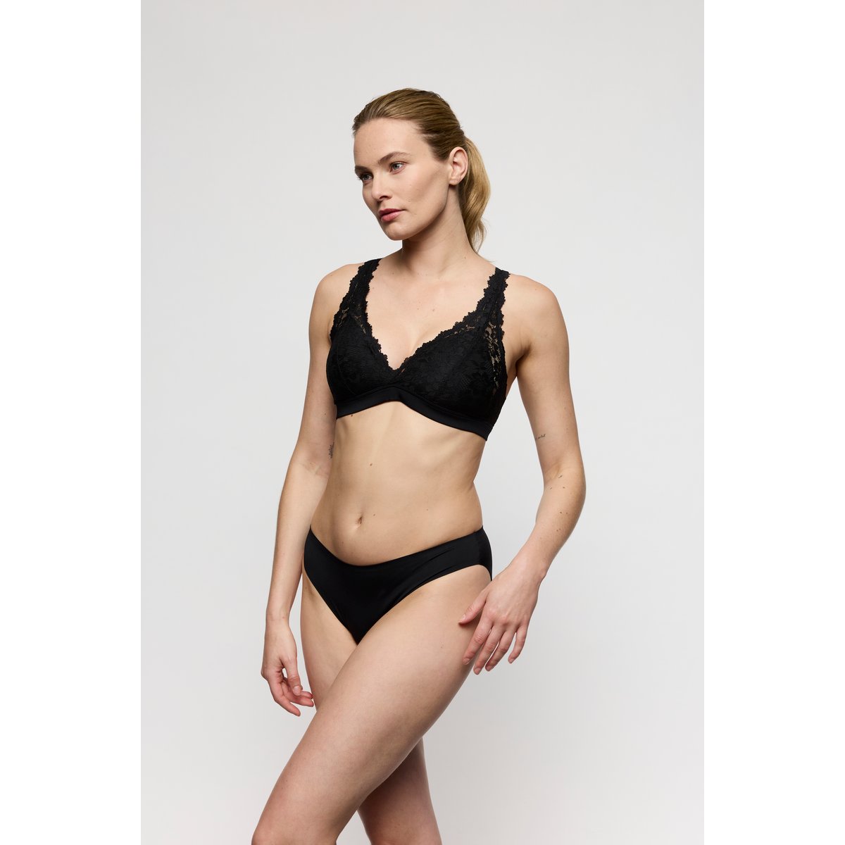 Slip brésilien SOFT STUDIO noir, MARIE JO