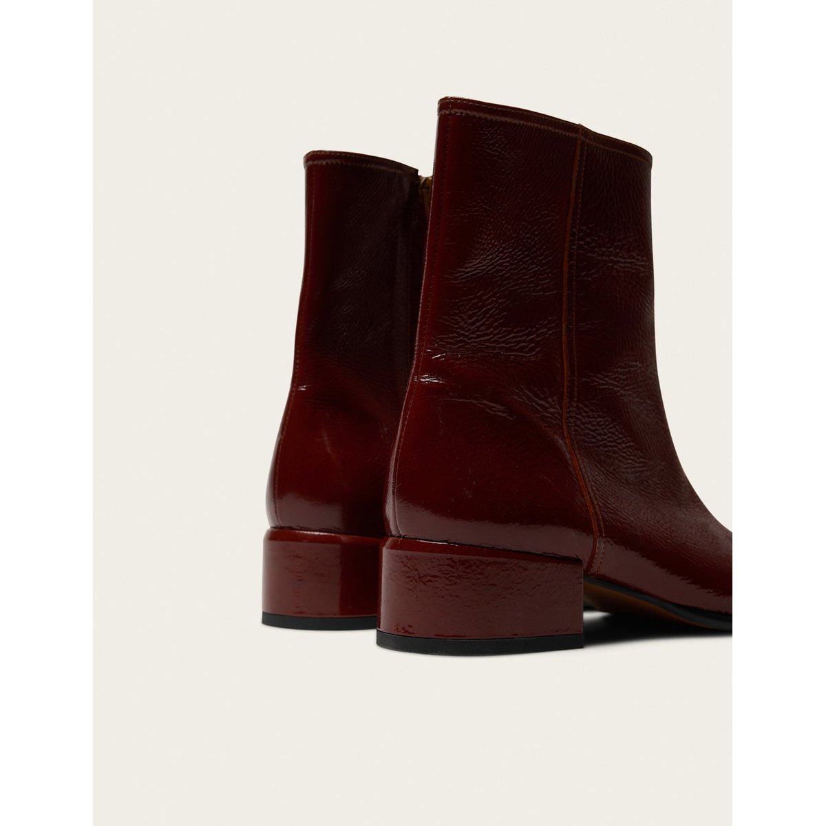 Bottines MOLI cuir plissé verni cognac, ODAJE
