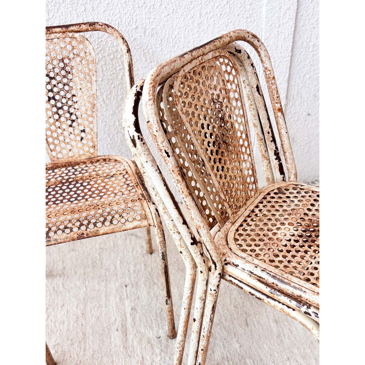 Lot de 4 chaises en métal Alma N°677 - Bon état gris, DEBONGOUT