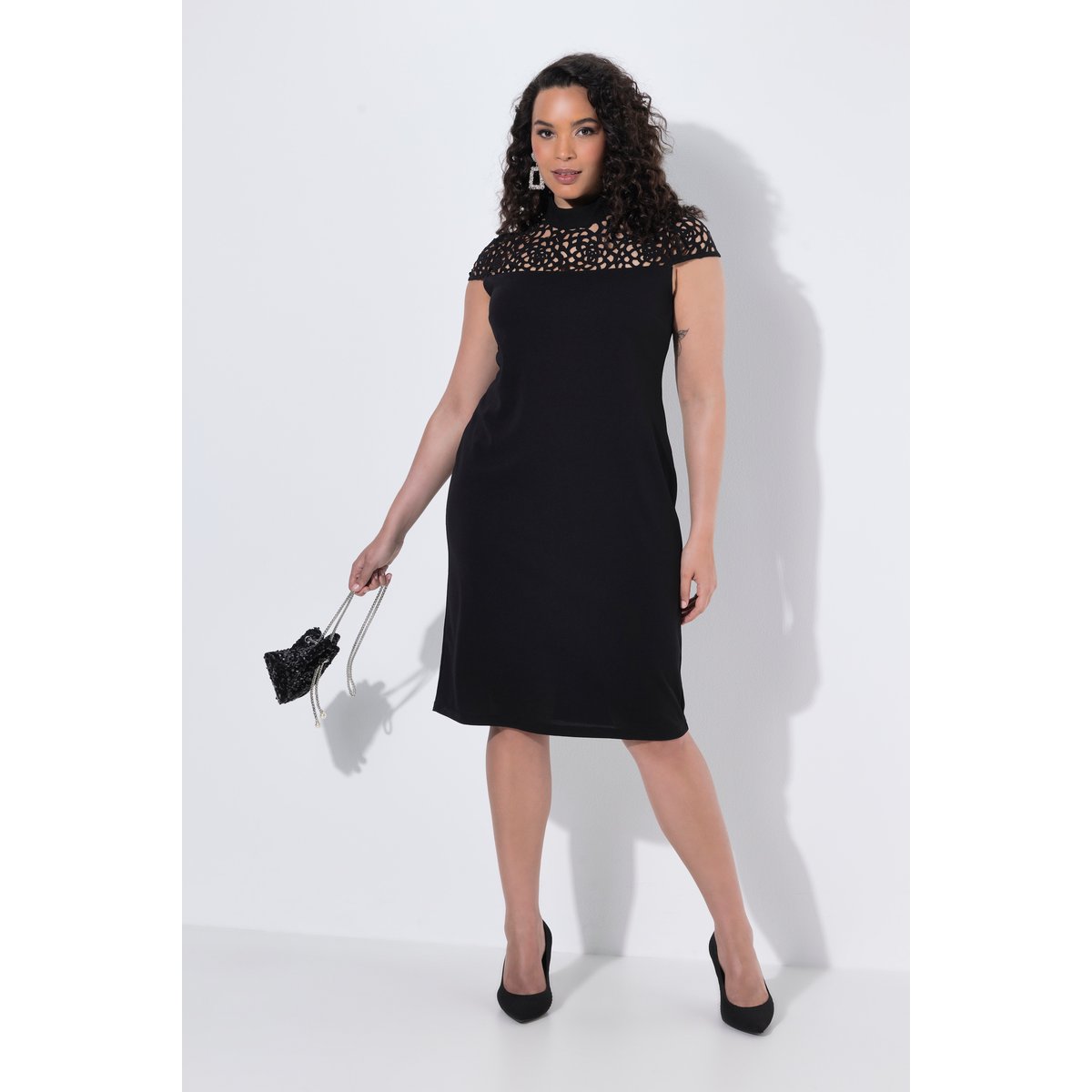 Robe avec empiècement découpé au laser noir, ULLA POPKEN