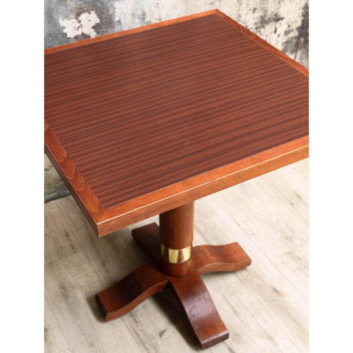 Table à manger bistro en bois Denise N°1170 - Bon état bois foncé, DEBONGOUT
