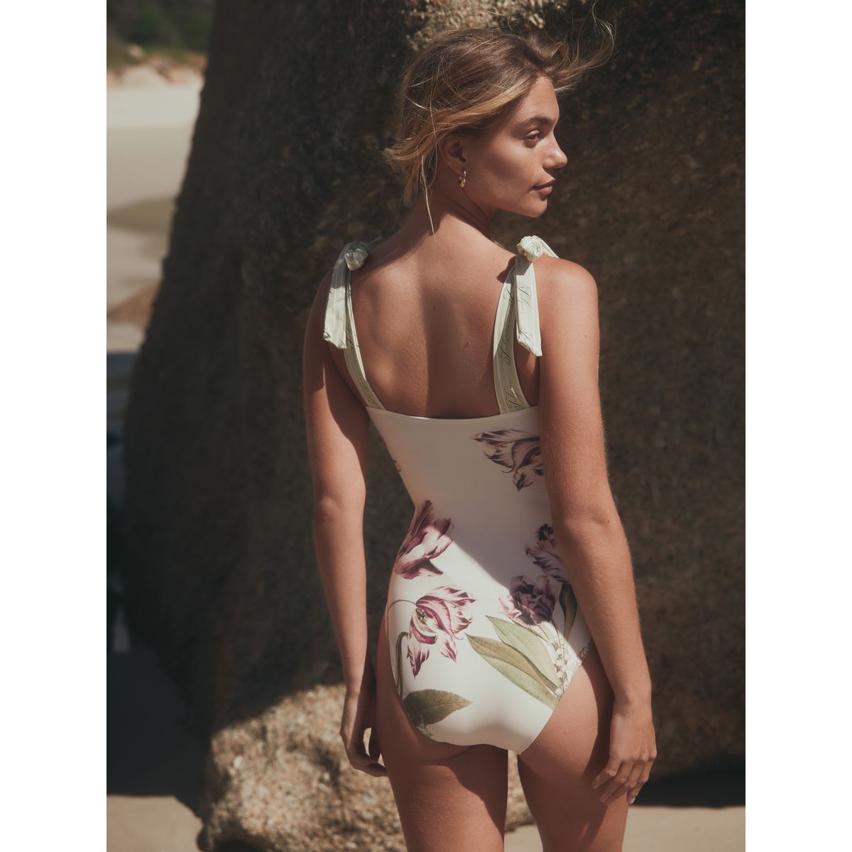 Maillots de bain à encolure carrée crème/vert sauge, NEXT