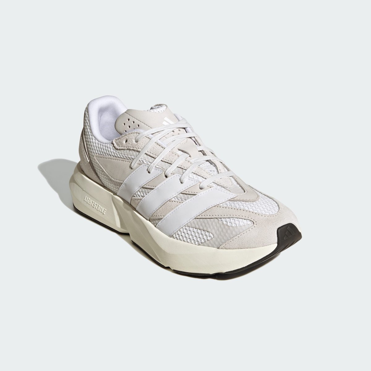 Chaussure Lightblaze Chaussure Lightblaze crystal white / cloud white / grey one, ADIDAS SPORTSWEAR