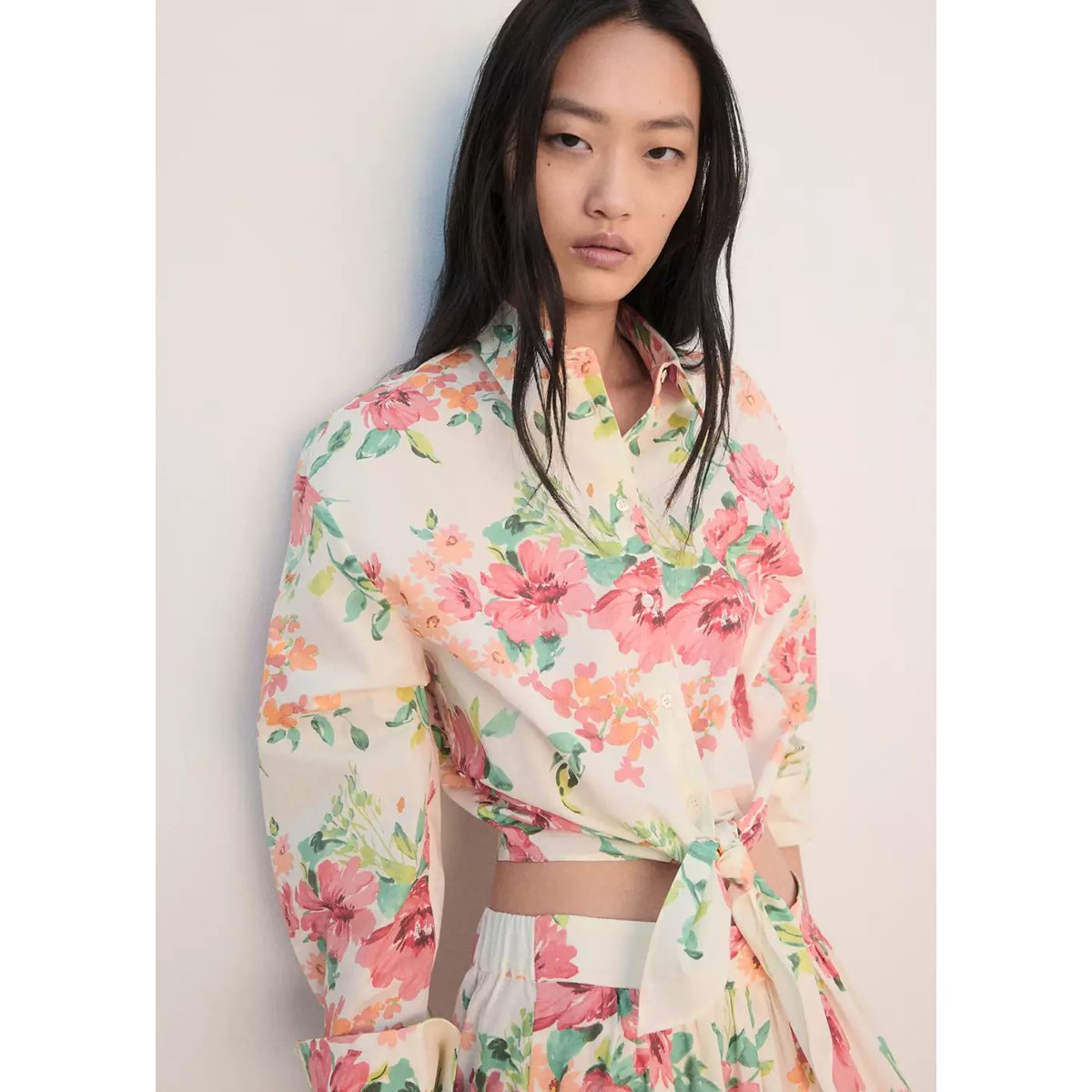 Chemise fleurie nœud blanc cassé, MANGO