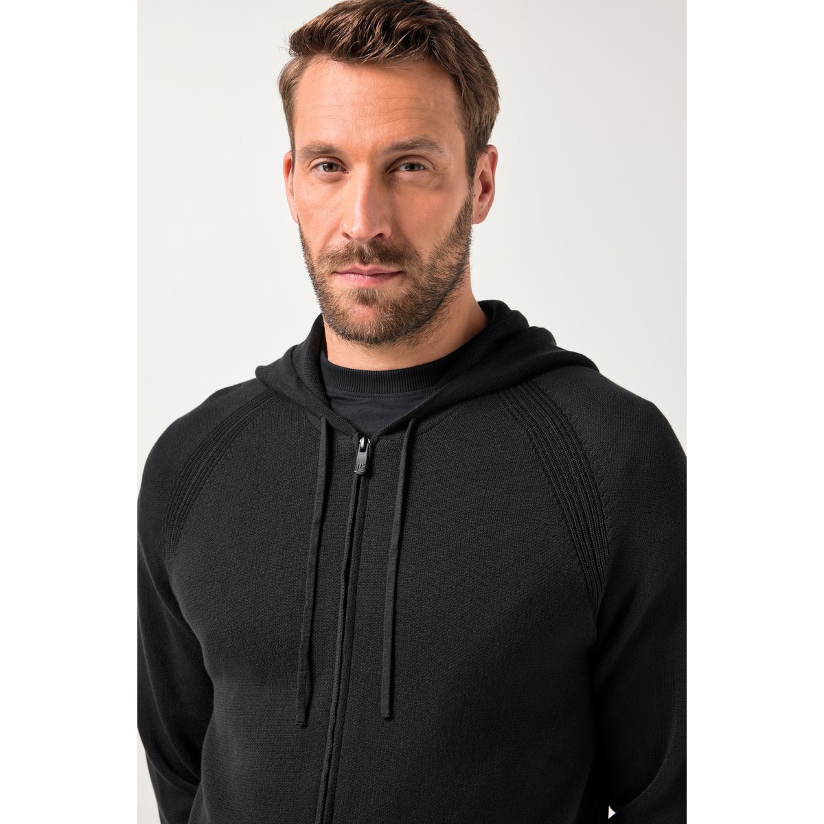 Cardigan en maille élastique noir, JP1880