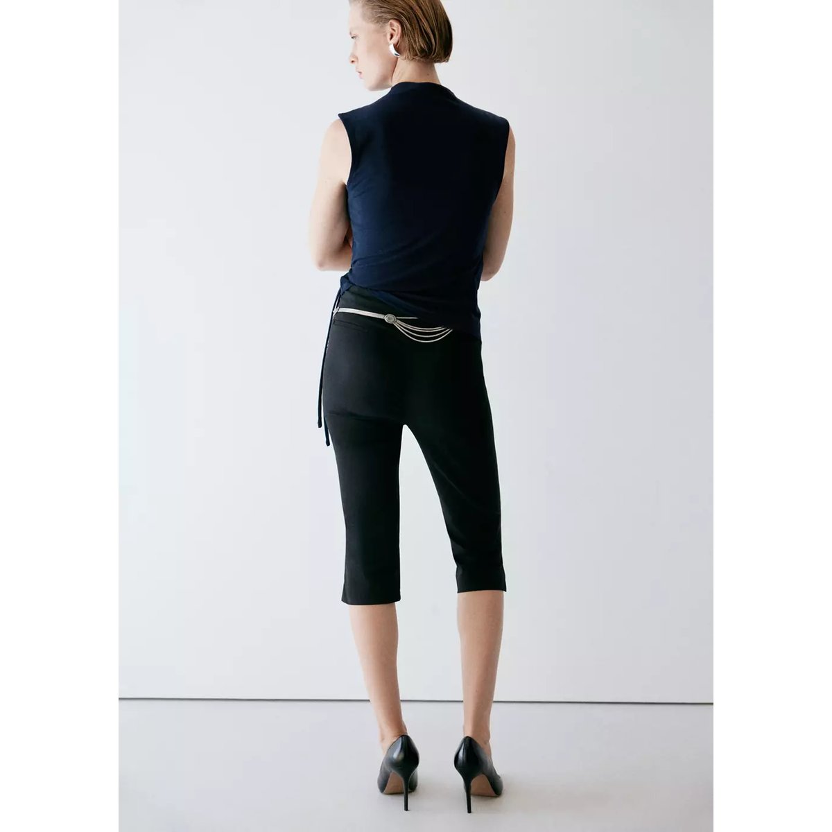 Top en maille bas asymétrique bleu marine, MANGO