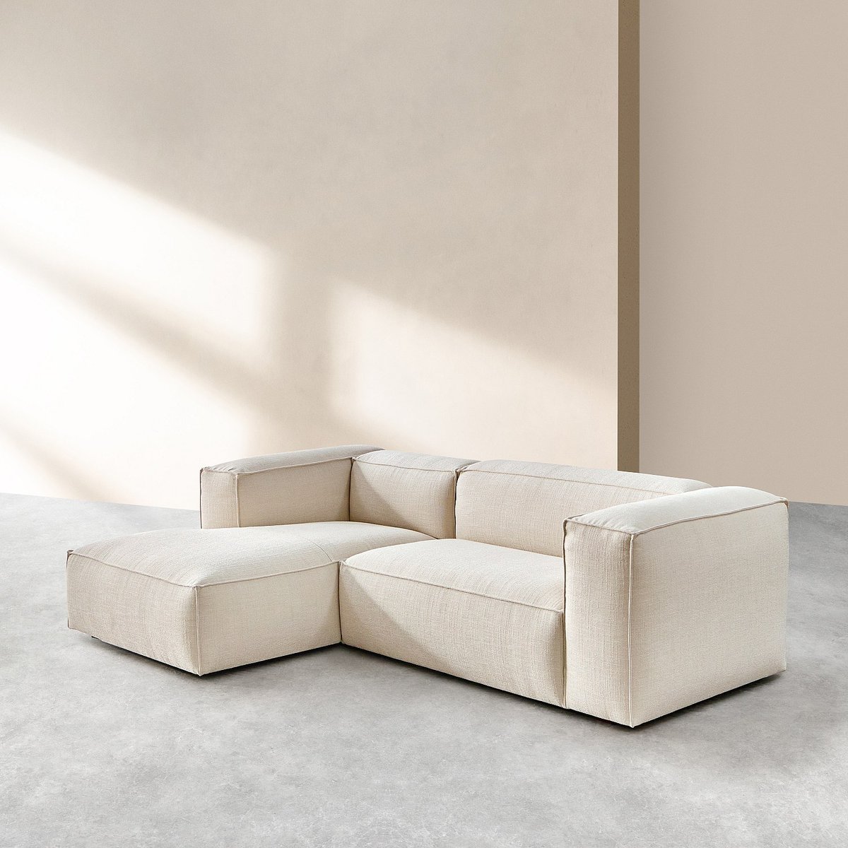 Canapé d'angle en tissu bouclette courte EDWIN ivoire, HABITAT