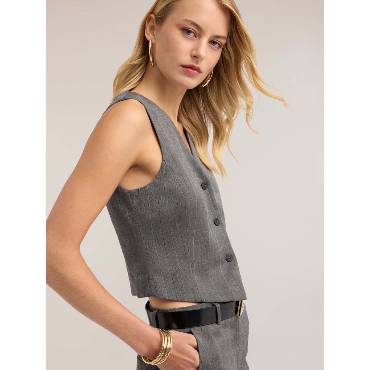 Gilet à fines rayures simple boutonnage gris, MOTIVI