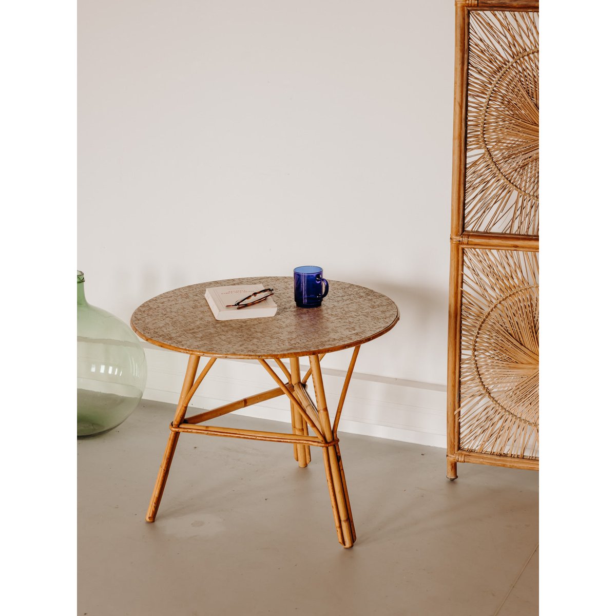 Table basse au plateau en liège Léonie N°1571 - Bon état bois clair, DEBONGOUT