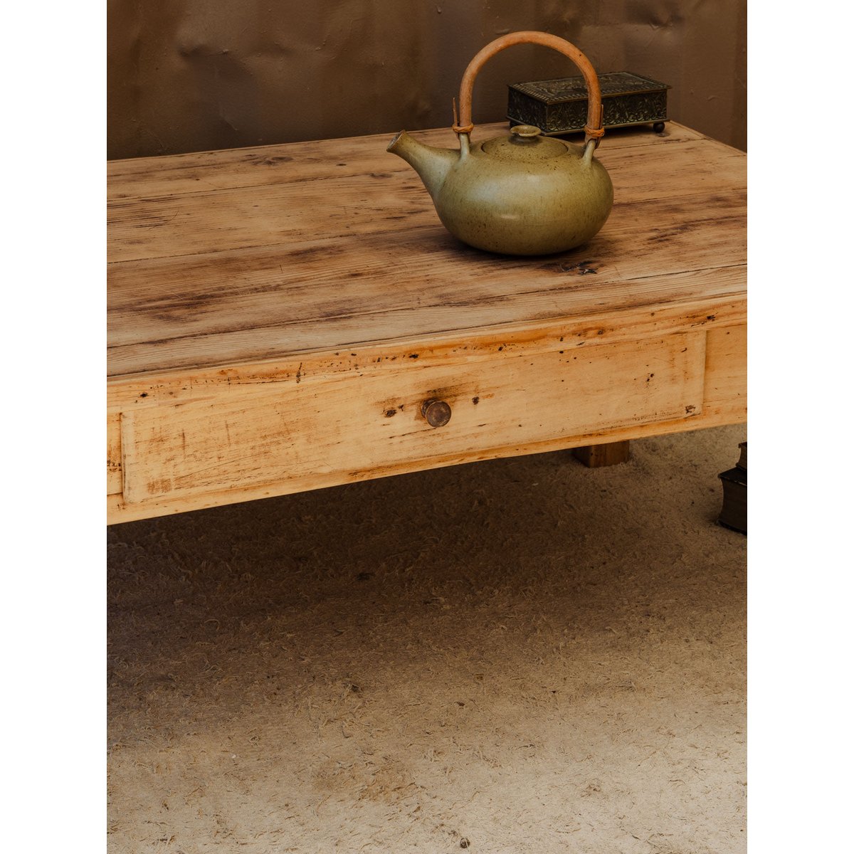 Table basse en bois Léonie N°1058 - Bon état bois clair, DEBONGOUT
