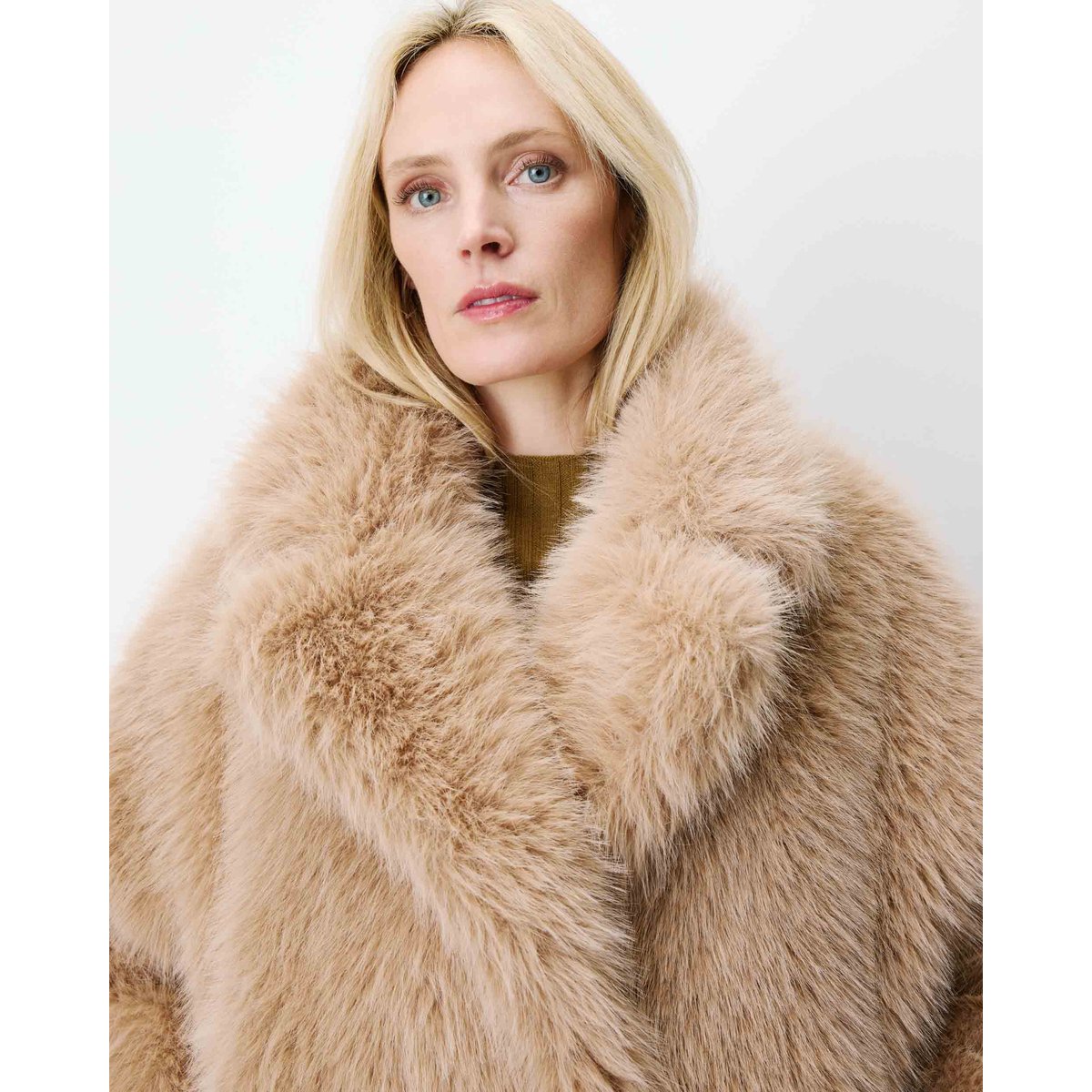 Manteau Imitation fourrure croisé beige Amy beige, GRACE & MILA