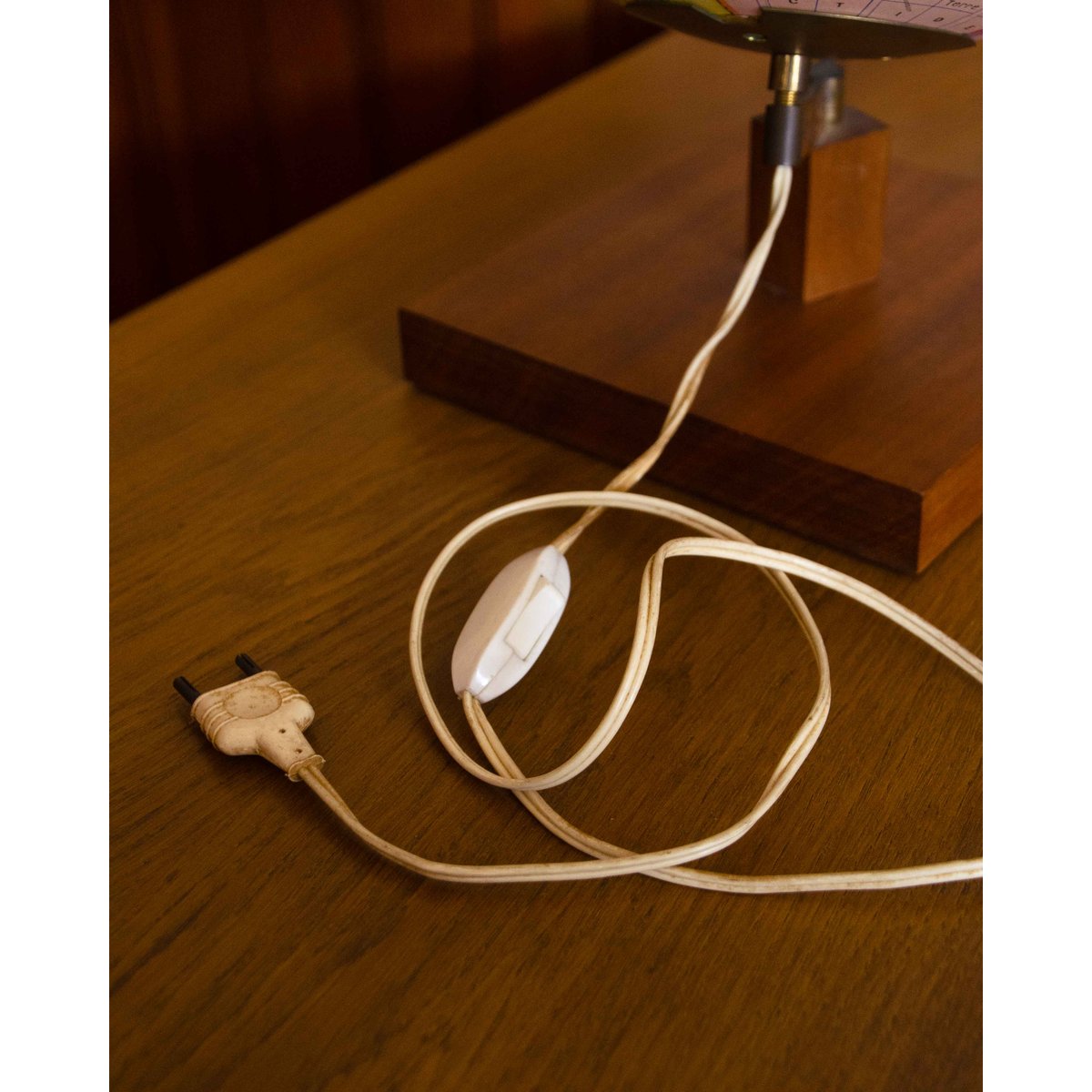 Lampe Globe vintage Julia N°998 - Bon état bois clair, DEBONGOUT