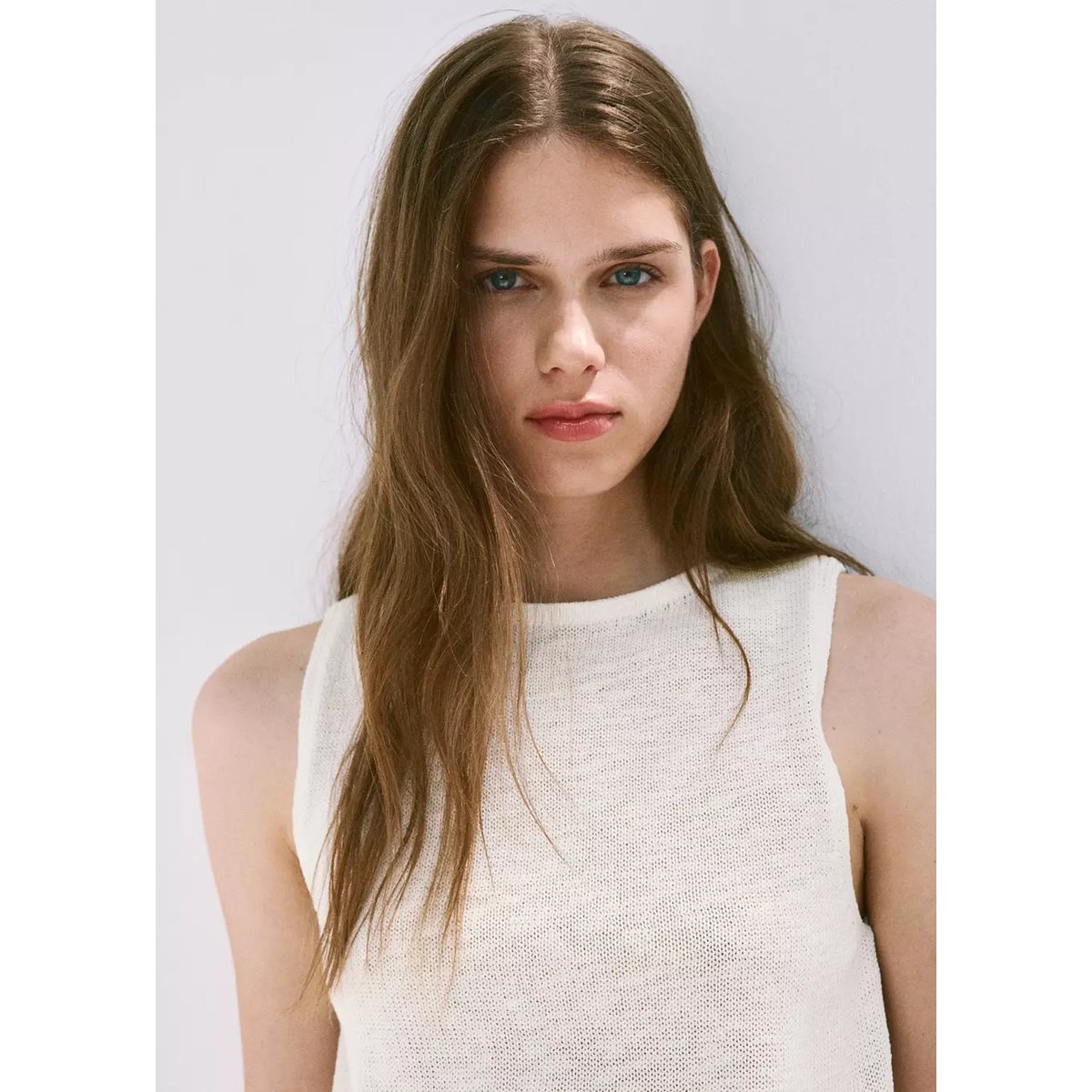 Top en maille avec détail de dentelle écru, MANGO