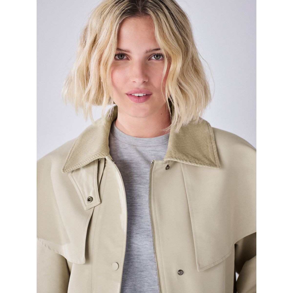 Trench-coat cape grège, NEXT